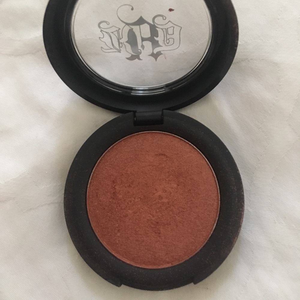 KAT VON D “DOCE”